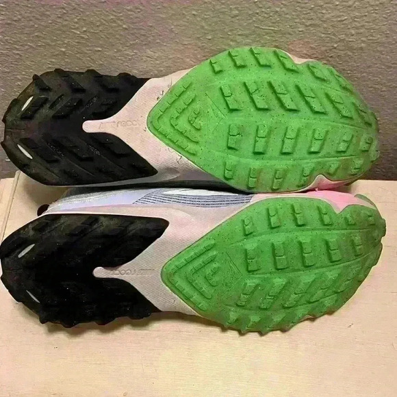 Nike Air Zoom Terra Kiger 8 Trail Running Shoes - Picture 7 of 8